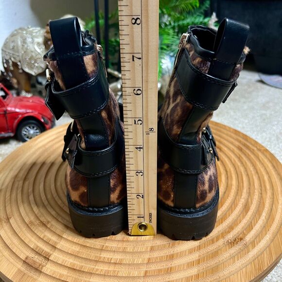 NINE WEST ARRIA 8 WOMEN'S Black BIKER ANKLE BOOTS CHEETAH Print SIZE 6.5 M - Picture 6 of 12